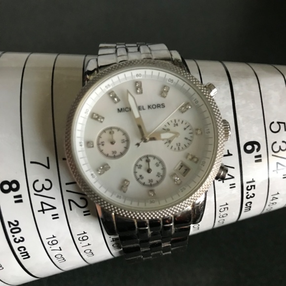 Michael Kors Ritz Silver-tone Women’s Watch MK-5020 - Picture 10 of 16